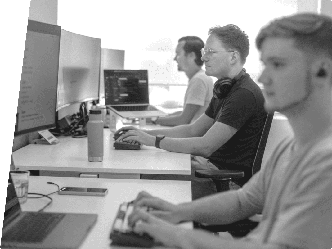 2DIGITS developers aan het werk - Onze diensten